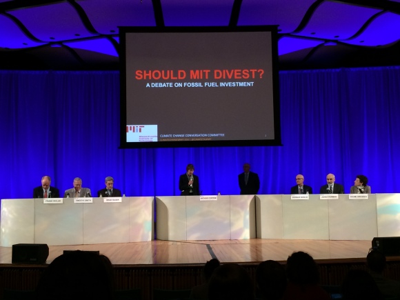 Six prominent climate-change figures debate fossil-fuel divestment at MIT